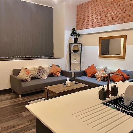 Cityzenretreat - Mezzanine Apartment Sleeps 4 Sheffield City Centre Zewnętrze zdjęcie