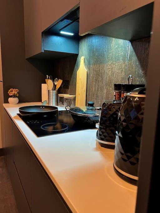 Cityzenretreat - Mezzanine Apartment Sleeps 4 Sheffield City Centre Zewnętrze zdjęcie