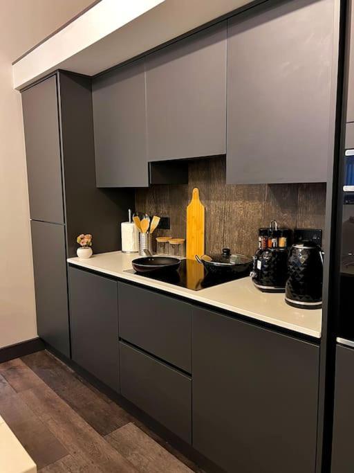 Cityzenretreat - Mezzanine Apartment Sleeps 4 Sheffield City Centre Zewnętrze zdjęcie