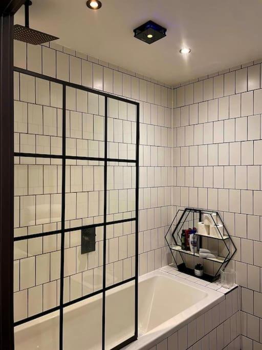 Cityzenretreat - Mezzanine Apartment Sleeps 4 Sheffield City Centre Zewnętrze zdjęcie