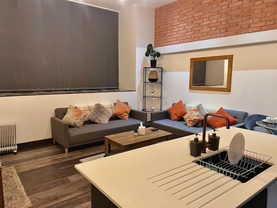 Cityzenretreat - Mezzanine Apartment Sleeps 4 Sheffield City Centre Zewnętrze zdjęcie