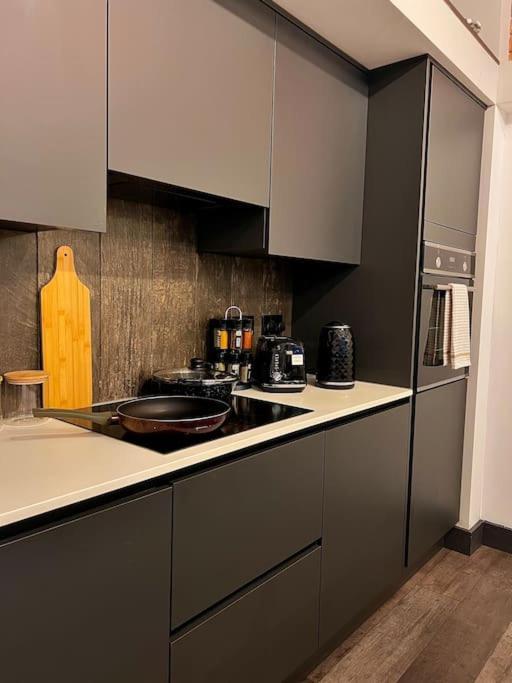Cityzenretreat - Mezzanine Apartment Sleeps 4 Sheffield City Centre Zewnętrze zdjęcie